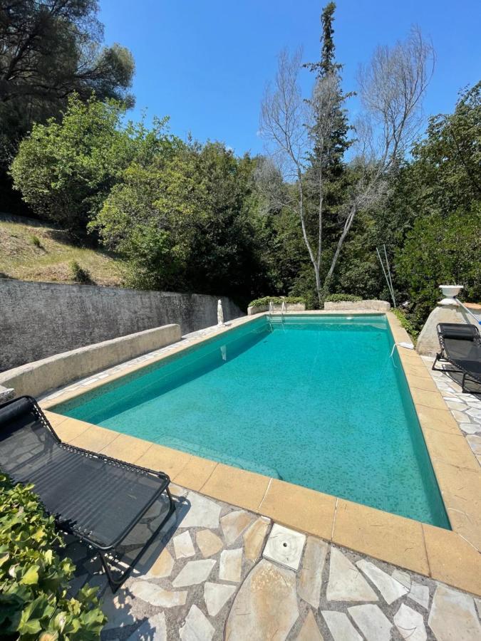 Studio En Bas De Villa Avec Piscine Proche Bord De Mer Cagnes-sur-Mer Dış mekan fotoğraf
