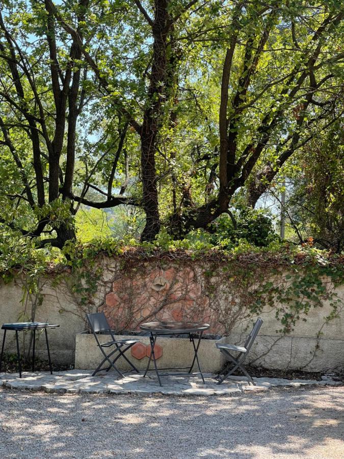 Studio En Bas De Villa Avec Piscine Proche Bord De Mer Cagnes-sur-Mer Dış mekan fotoğraf